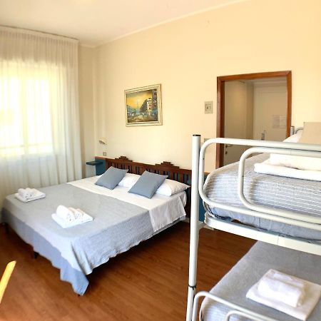 Hotel Maracaibo Ρίμινι Εξωτερικό φωτογραφία