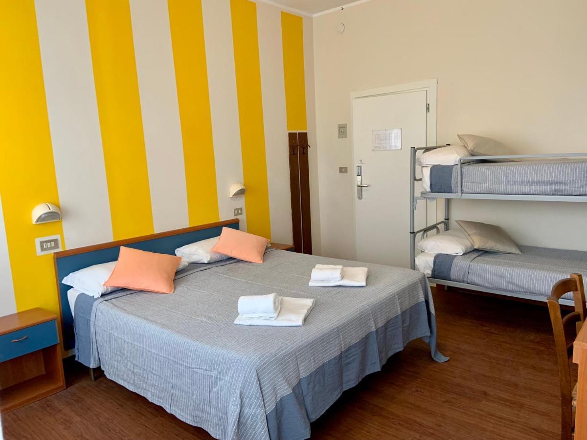 Hotel Maracaibo Ρίμινι Εξωτερικό φωτογραφία